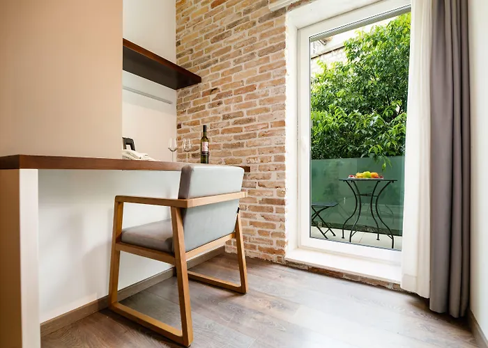 阿祖尔宫豪华客房旅馆 招待所 斯普利特