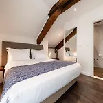 Azur Palace Luxury Πανσιόν