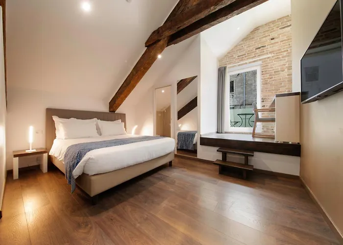 Azur Luxury Guest house 4*