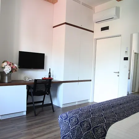 Гостьовий будинок Azur Palace Luxury 4*