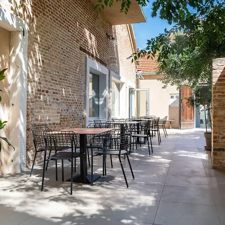 아주르 팰리스 럭셔리 룸스 4* 스플리트