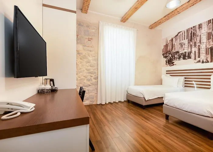 아주르 팰리스 럭셔리 룸스 4*