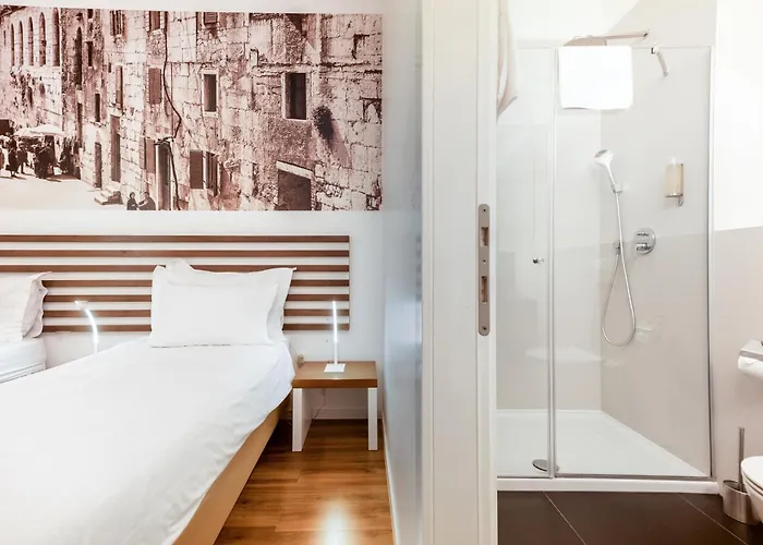 아주르 팰리스 럭셔리 룸스