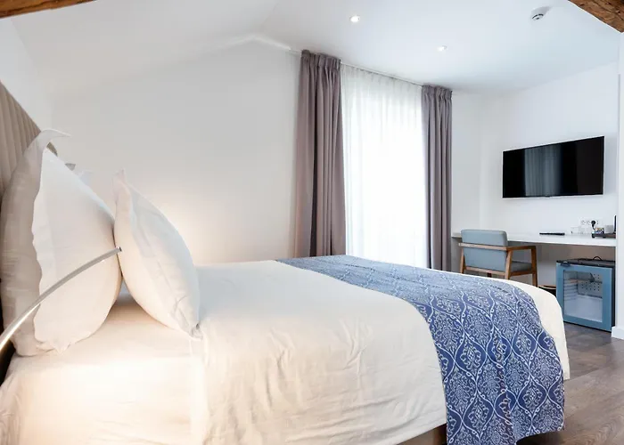 게스트하우스 아주르 팰리스 럭셔리 룸스