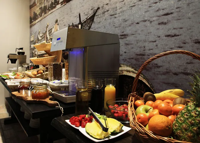 아주르 팰리스 럭셔리 룸스