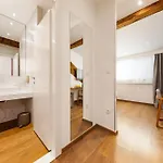Azur Luxury 4*