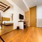 Azur Luxury Guest house 4*
